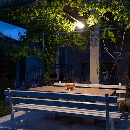 Apartment Tranquil And Stylish Kastel Novi *